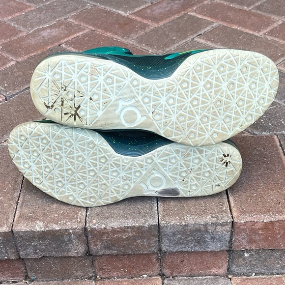 Nike KD5 ‘The Hulk’ basketball sneakers - Picture 11 of 11